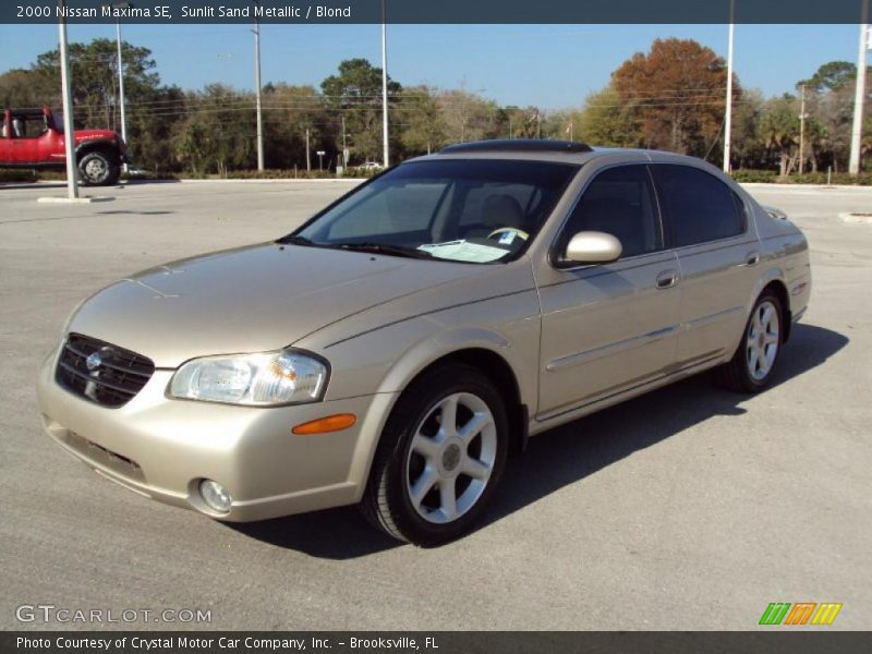 Sunlit Sand Metallic / Blond 2000 Nissan Maxima SE