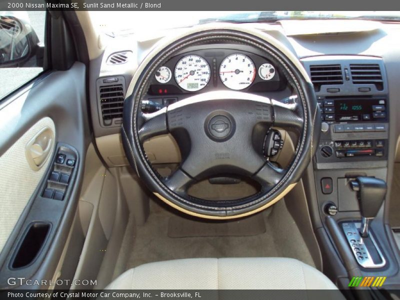 Sunlit Sand Metallic / Blond 2000 Nissan Maxima SE