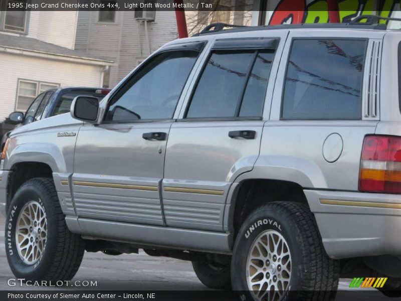 Light Drift Wood Metallic / Tan 1995 Jeep Grand Cherokee Orvis 4x4