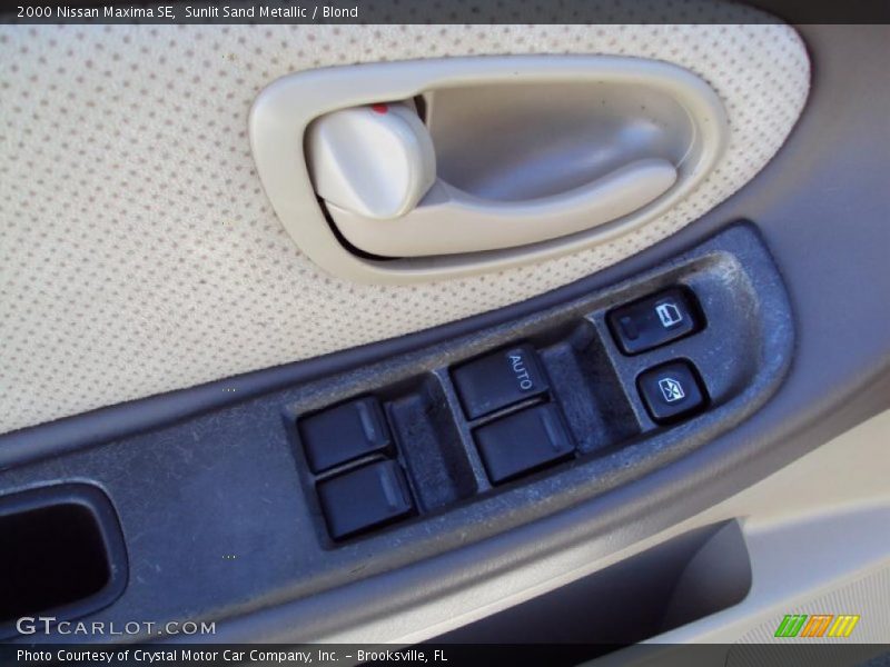 Sunlit Sand Metallic / Blond 2000 Nissan Maxima SE