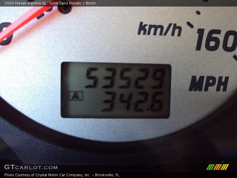 Sunlit Sand Metallic / Blond 2000 Nissan Maxima SE