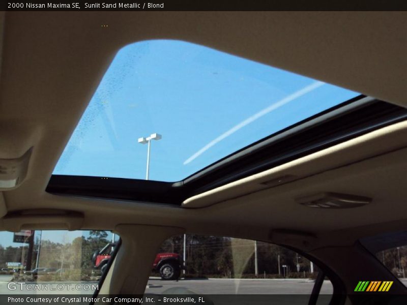 Sunlit Sand Metallic / Blond 2000 Nissan Maxima SE