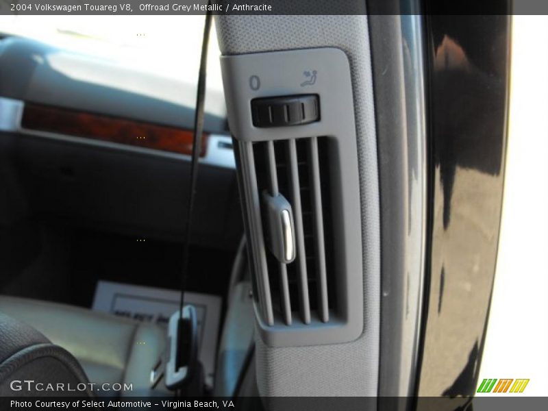 Offroad Grey Metallic / Anthracite 2004 Volkswagen Touareg V8