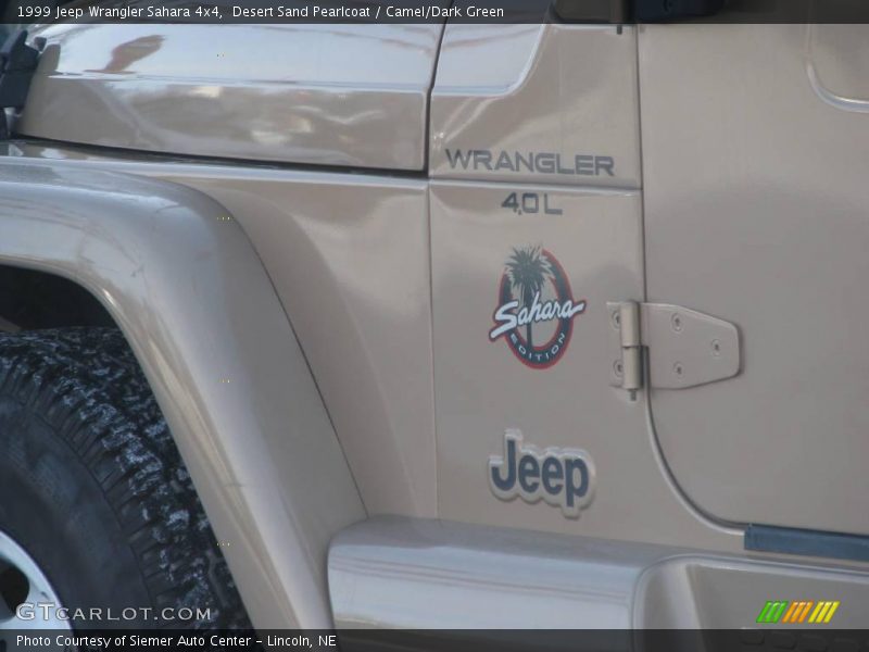 Desert Sand Pearlcoat / Camel/Dark Green 1999 Jeep Wrangler Sahara 4x4