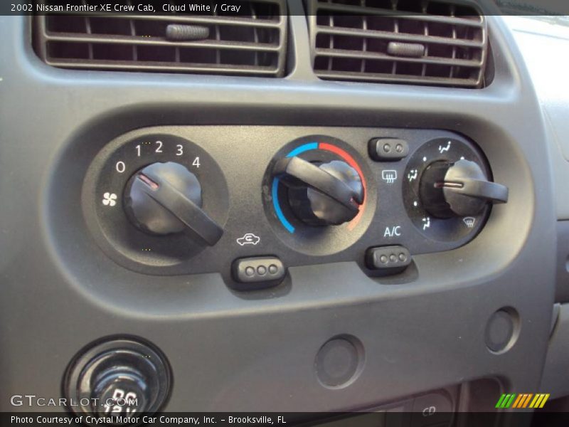 Cloud White / Gray 2002 Nissan Frontier XE Crew Cab