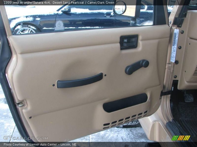 Desert Sand Pearlcoat / Camel/Dark Green 1999 Jeep Wrangler Sahara 4x4