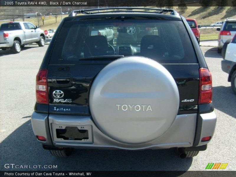 Black / Dark Charcoal 2005 Toyota RAV4 4WD