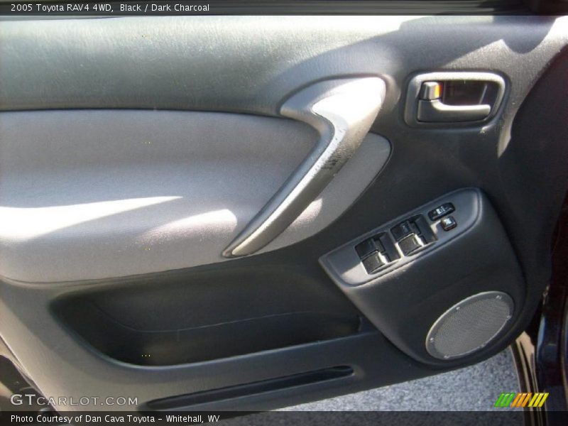 Black / Dark Charcoal 2005 Toyota RAV4 4WD