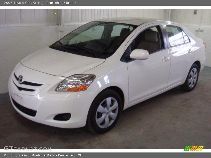 Polar White / Bisque 2007 Toyota Yaris Sedan