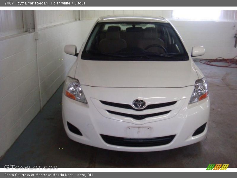 Polar White / Bisque 2007 Toyota Yaris Sedan