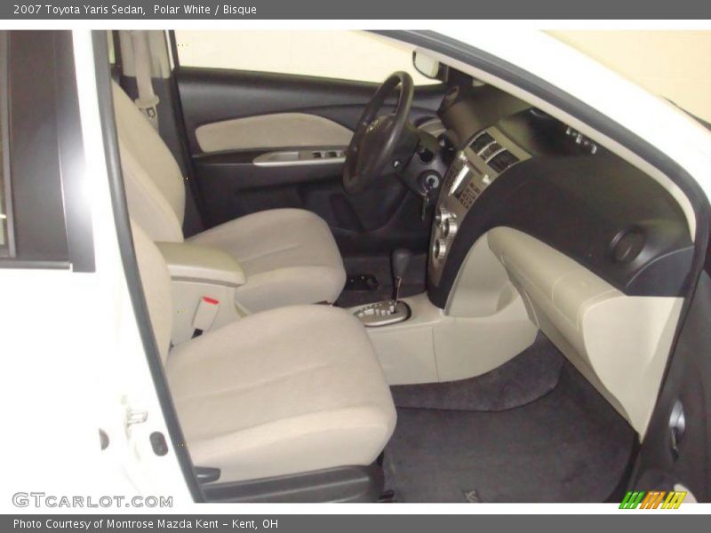 Polar White / Bisque 2007 Toyota Yaris Sedan
