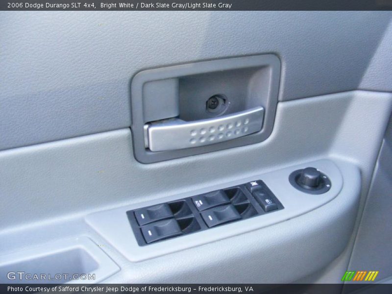 Bright White / Dark Slate Gray/Light Slate Gray 2006 Dodge Durango SLT 4x4