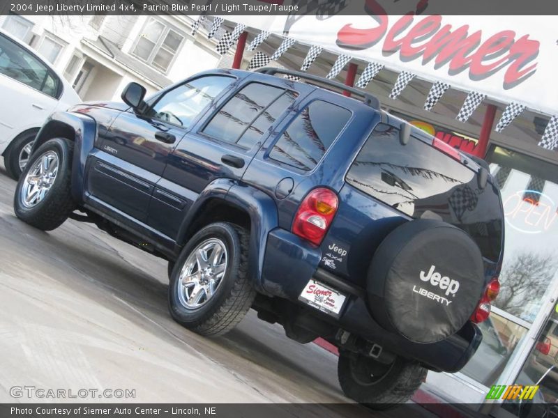 Patriot Blue Pearl / Light Taupe/Taupe 2004 Jeep Liberty Limited 4x4