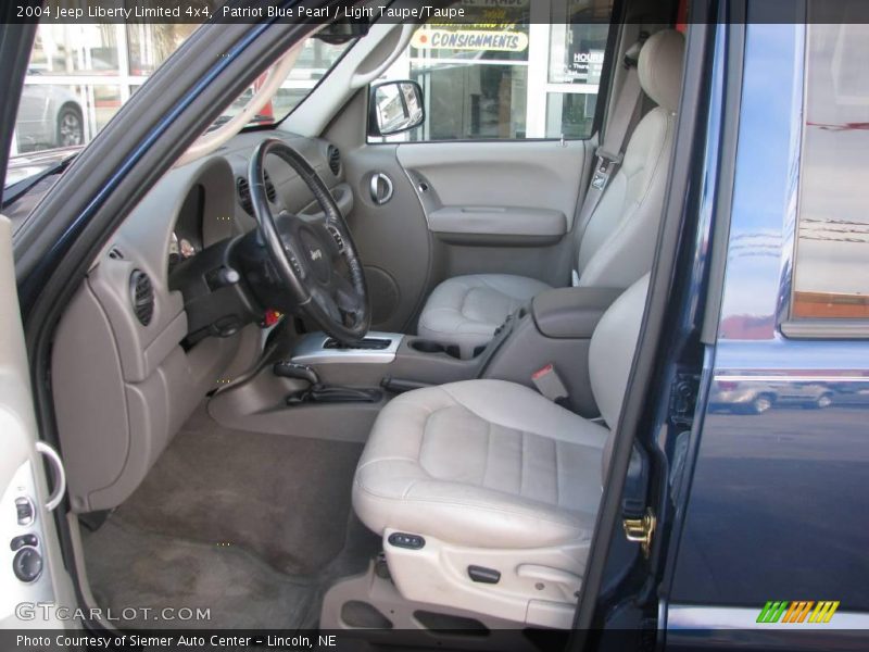 Patriot Blue Pearl / Light Taupe/Taupe 2004 Jeep Liberty Limited 4x4