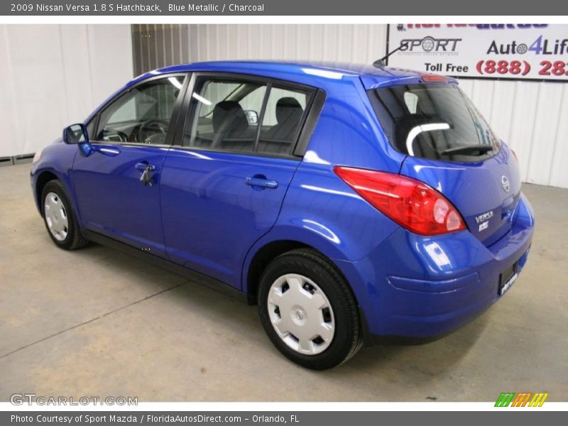 Blue Metallic / Charcoal 2009 Nissan Versa 1.8 S Hatchback
