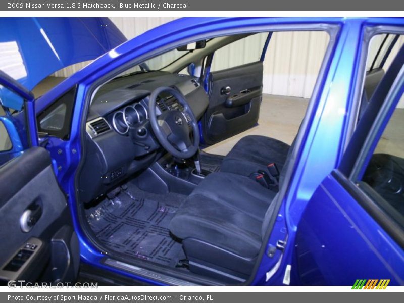 Blue Metallic / Charcoal 2009 Nissan Versa 1.8 S Hatchback