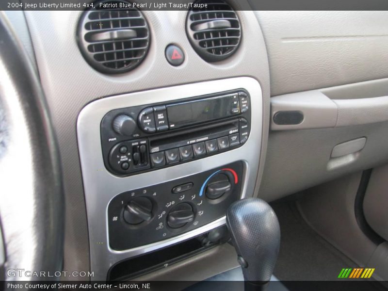 Patriot Blue Pearl / Light Taupe/Taupe 2004 Jeep Liberty Limited 4x4