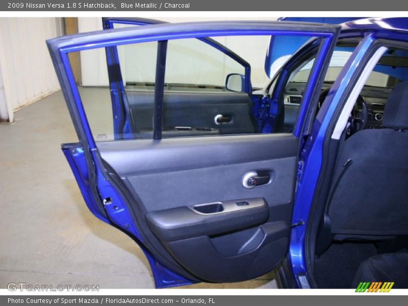 Blue Metallic / Charcoal 2009 Nissan Versa 1.8 S Hatchback
