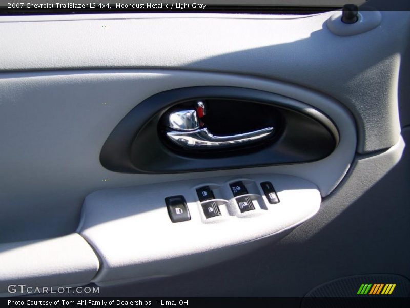Moondust Metallic / Light Gray 2007 Chevrolet TrailBlazer LS 4x4