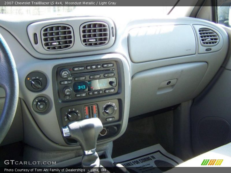Moondust Metallic / Light Gray 2007 Chevrolet TrailBlazer LS 4x4