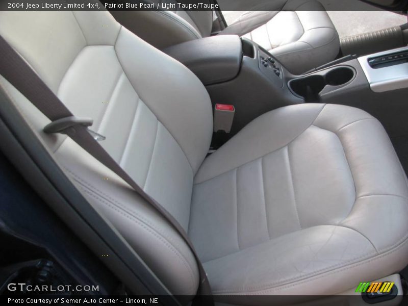 Patriot Blue Pearl / Light Taupe/Taupe 2004 Jeep Liberty Limited 4x4