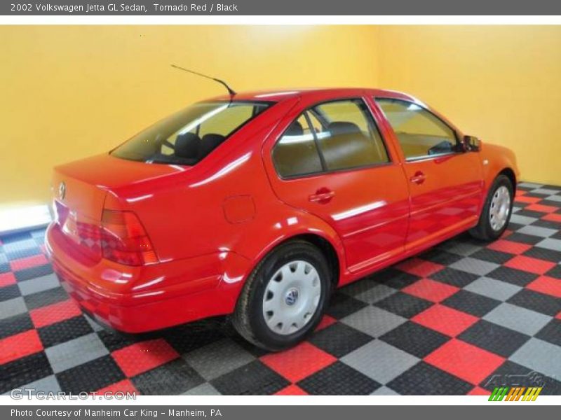 Tornado Red / Black 2002 Volkswagen Jetta GL Sedan