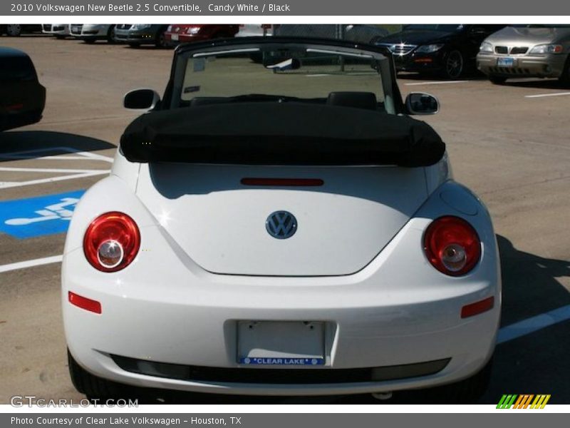 Candy White / Black 2010 Volkswagen New Beetle 2.5 Convertible