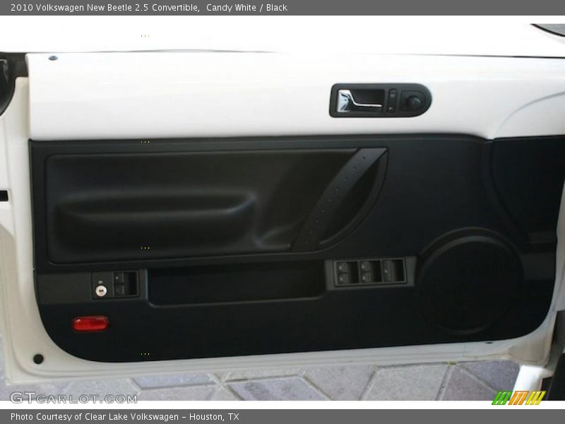 Candy White / Black 2010 Volkswagen New Beetle 2.5 Convertible