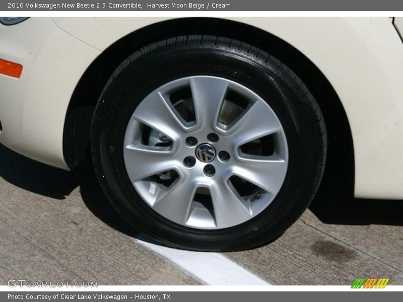 Harvest Moon Beige / Cream 2010 Volkswagen New Beetle 2.5 Convertible