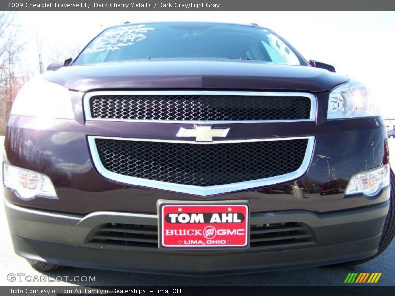 Dark Cherry Metallic / Dark Gray/Light Gray 2009 Chevrolet Traverse LT