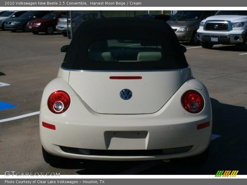 Harvest Moon Beige / Cream 2010 Volkswagen New Beetle 2.5 Convertible