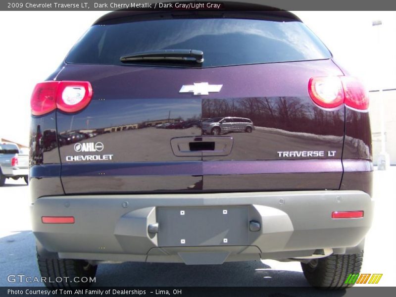 Dark Cherry Metallic / Dark Gray/Light Gray 2009 Chevrolet Traverse LT