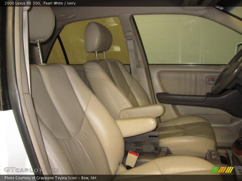 Pearl White / Ivory 2000 Lexus RX 300