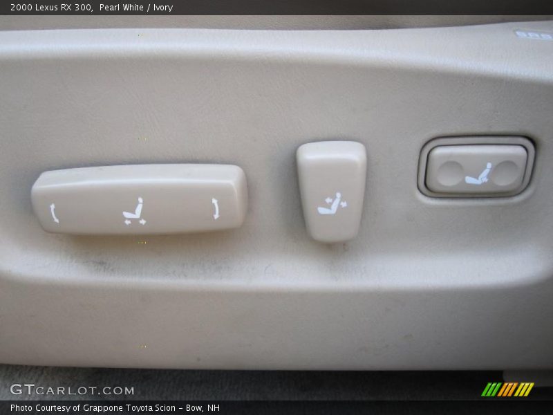 Pearl White / Ivory 2000 Lexus RX 300