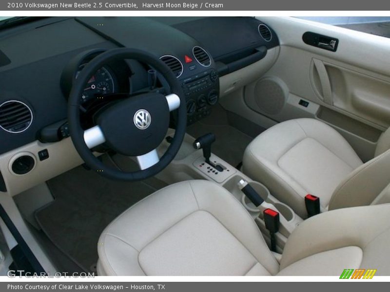 Harvest Moon Beige / Cream 2010 Volkswagen New Beetle 2.5 Convertible