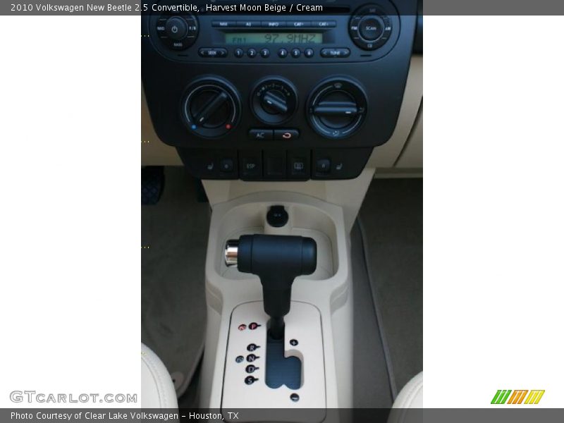 Harvest Moon Beige / Cream 2010 Volkswagen New Beetle 2.5 Convertible