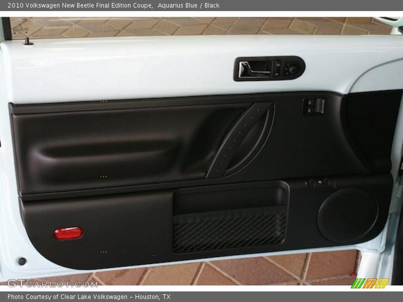 Aquarius Blue / Black 2010 Volkswagen New Beetle Final Edition Coupe