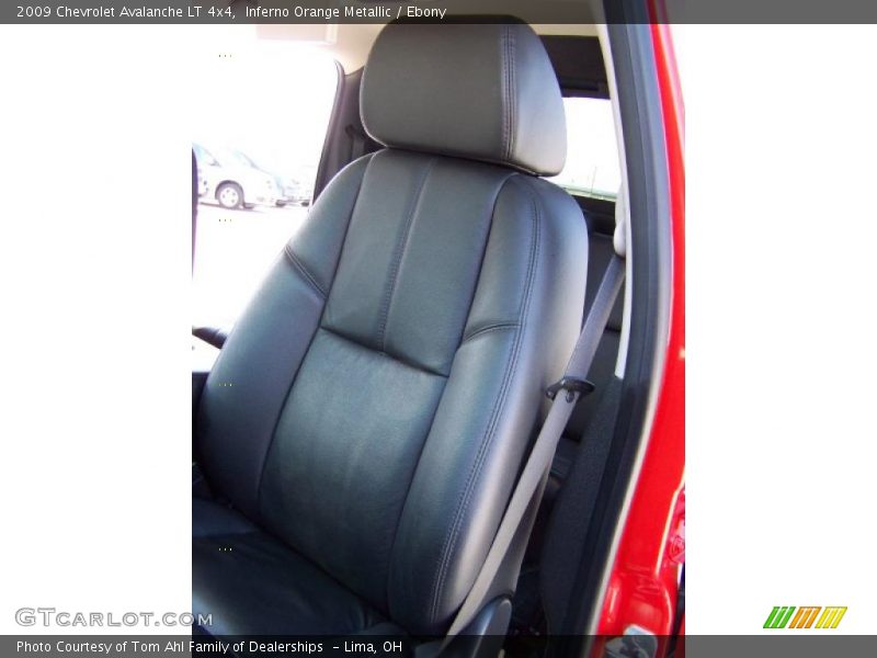 Inferno Orange Metallic / Ebony 2009 Chevrolet Avalanche LT 4x4