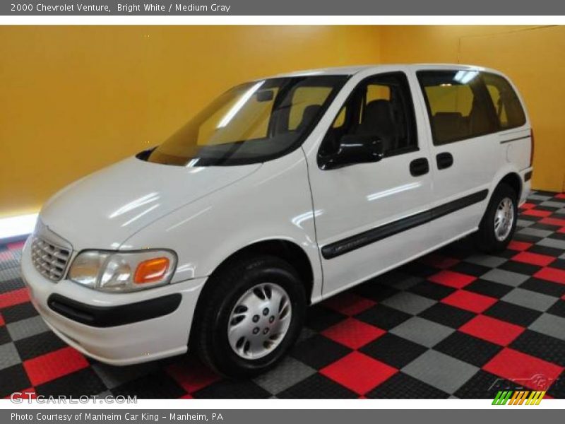 Bright White / Medium Gray 2000 Chevrolet Venture