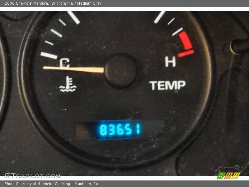 Bright White / Medium Gray 2000 Chevrolet Venture