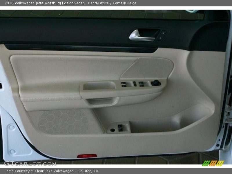 Candy White / Cornsilk Beige 2010 Volkswagen Jetta Wolfsburg Edition Sedan