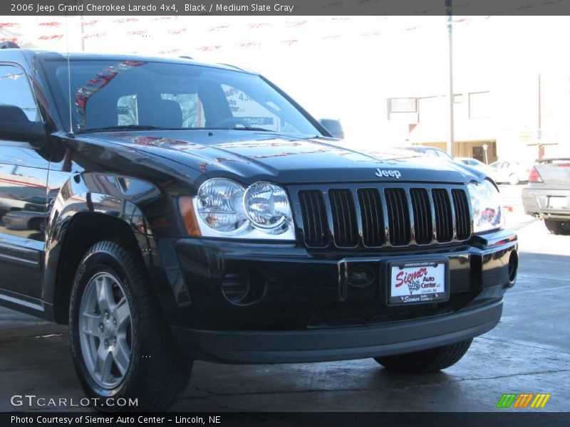 Black / Medium Slate Gray 2006 Jeep Grand Cherokee Laredo 4x4