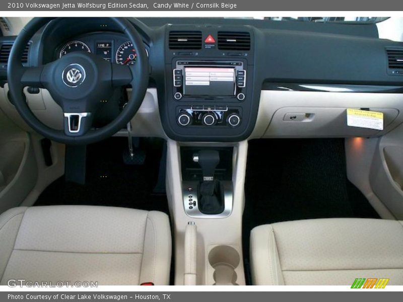 Candy White / Cornsilk Beige 2010 Volkswagen Jetta Wolfsburg Edition Sedan
