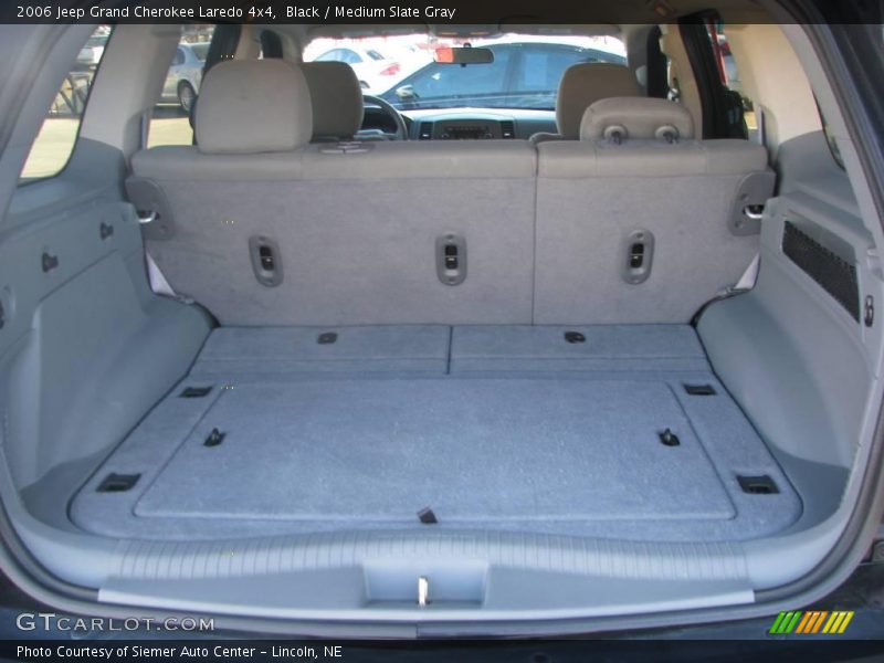 Black / Medium Slate Gray 2006 Jeep Grand Cherokee Laredo 4x4