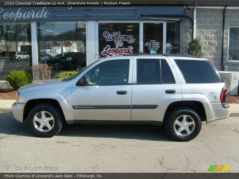 Silverstone Metallic / Medium Pewter 2004 Chevrolet TrailBlazer LS 4x4