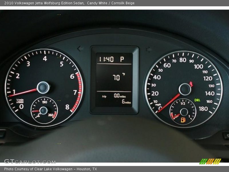 Candy White / Cornsilk Beige 2010 Volkswagen Jetta Wolfsburg Edition Sedan