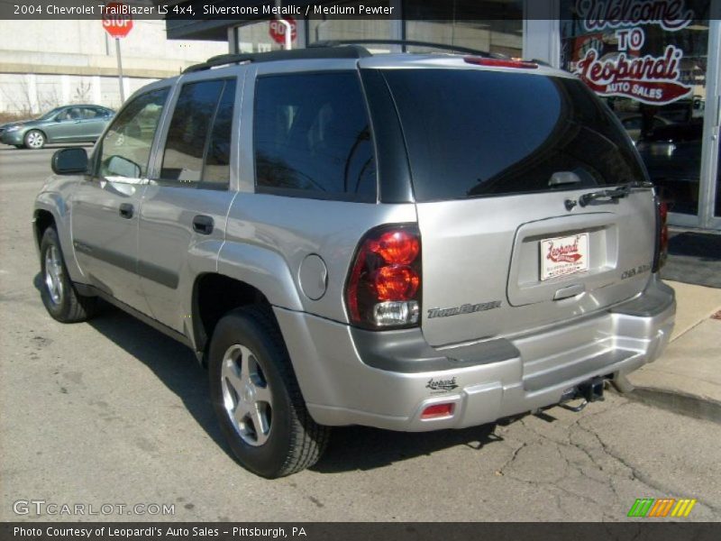 Silverstone Metallic / Medium Pewter 2004 Chevrolet TrailBlazer LS 4x4