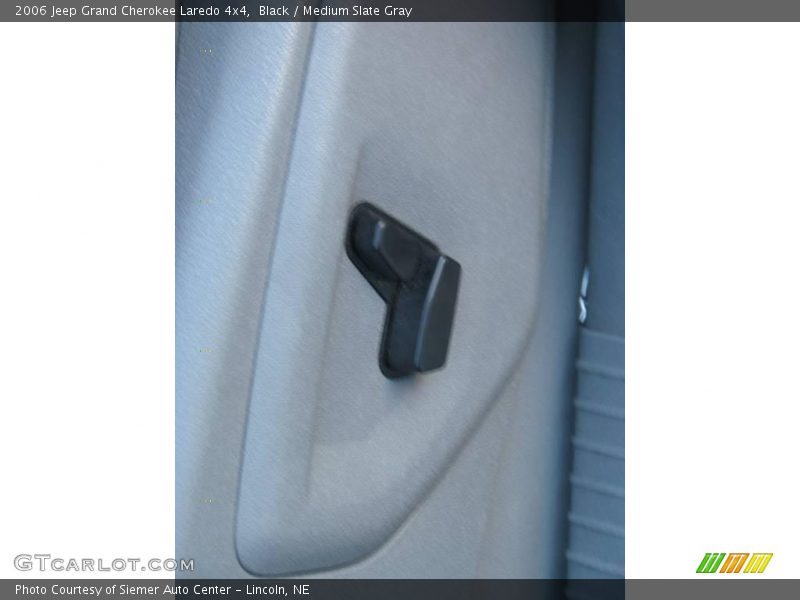 Black / Medium Slate Gray 2006 Jeep Grand Cherokee Laredo 4x4
