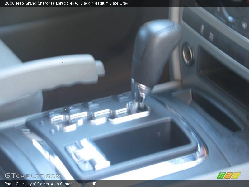 Black / Medium Slate Gray 2006 Jeep Grand Cherokee Laredo 4x4