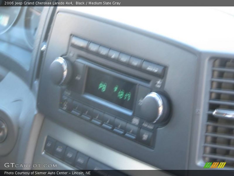 Black / Medium Slate Gray 2006 Jeep Grand Cherokee Laredo 4x4